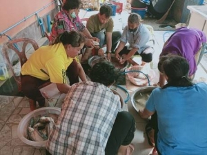ศูนย์ส่งเสริมการจัดการศึกษาตามพระบรมราโชบาย มรภ.เทพสตรี จัดกิจกรรมสำหรับเกษตรกรในท้องถิ่นและผู้ผลิตอาหารเพื่อเชื่อมต่อและถ่ายทอดความรู้ “การทำปลาส้มข้าวกล้อง