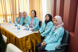 มรภ.กำแพงเพชร และ มรภ.สกลนคร ศึกษาดูงานศูนย์ภาษา และกองพัฒนานักศึกษา สนอ. มรภ.เทพสตรี