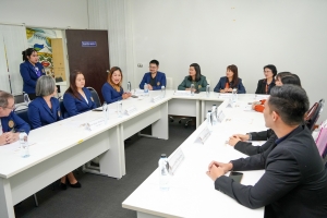 มรภ.กำแพงเพชร และ มรภ.สกลนคร ศึกษาดูงานศูนย์ภาษา และกองพัฒนานักศึกษา สนอ. มรภ.เทพสตรี