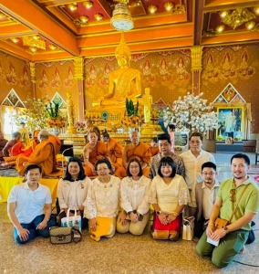 มรภ.เทพสตรี ร่วมพิธีทำบุญทอดกฐินวัดขุนอินทประมูล