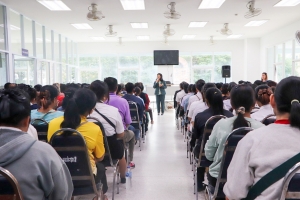 กองพัฒนานักศึกษาจัดประชุมชี้แจงรายละเอียดการสะสมชั่วโมงกิจกรรม และการลงนามในแบบยืนยันการกู้ยืมเงิน กยศ.
