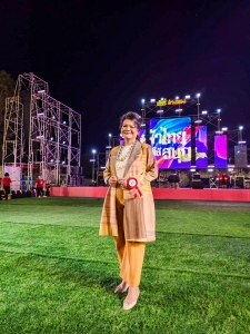อธิการบดี มรภ.เทพสตรี ร่วมเดินแบบผ้าไทย ใส่ให้สนุก ในงานลอยกระทง เขาสามยอด Food & Fest 2567