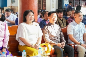 มรภ.เทพสตรี ร่วมโครงการสืบสานประเพณีลอยกระทง บุญผ้าป่าข้าวเม่าทอด ของเทศบาลตำบลป่าตาล