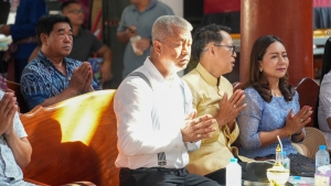มรภ.เทพสตรี ร่วมโครงการสืบสานประเพณีลอยกระทง บุญผ้าป่าข้าวเม่าทอด ของเทศบาลตำบลป่าตาล