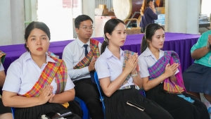 มรภ.เทพสตรี ร่วมโครงการสืบสานประเพณีลอยกระทง บุญผ้าป่าข้าวเม่าทอด ของเทศบาลตำบลป่าตาล