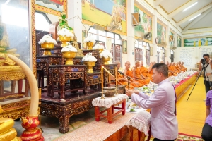 มรภ.เทพสตรี ร่วมโครงการสืบสานประเพณีลอยกระทง บุญผ้าป่าข้าวเม่าทอด ของเทศบาลตำบลป่าตาล
