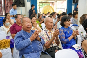 มรภ.เทพสตรี ร่วมโครงการสืบสานประเพณีลอยกระทง บุญผ้าป่าข้าวเม่าทอด ของเทศบาลตำบลป่าตาล