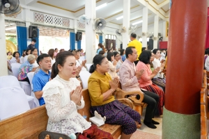 มรภ.เทพสตรี ร่วมโครงการสืบสานประเพณีลอยกระทง บุญผ้าป่าข้าวเม่าทอด ของเทศบาลตำบลป่าตาล