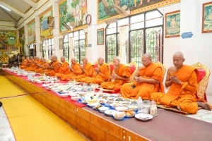 มรภ.เทพสตรี ร่วมโครงการสืบสานประเพณีลอยกระทง บุญผ้าป่าข้าวเม่าทอด ของเทศบาลตำบลป่าตาล