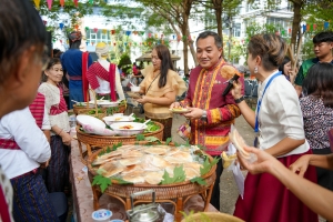 สำนักศิลปะและวัฒนธรรมจัดงานลานวัฒนธรรม 3 บุรี (จ.ลพบุรี)