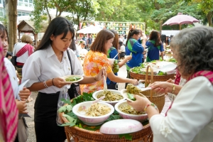 สำนักศิลปะและวัฒนธรรมจัดงานลานวัฒนธรรม 3 บุรี (จ.ลพบุรี)