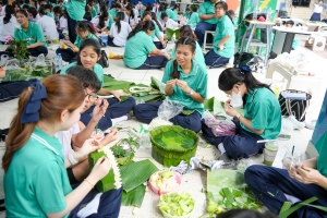 รร.สาธิต มรภ.เทพสตรี จัดงานสืบสานประเพณีลอยกระทง