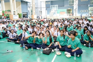 รร.สาธิต มรภ.เทพสตรี จัดงานสืบสานประเพณีลอยกระทง