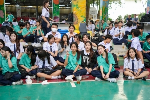 รร.สาธิต มรภ.เทพสตรี จัดงานสืบสานประเพณีลอยกระทง